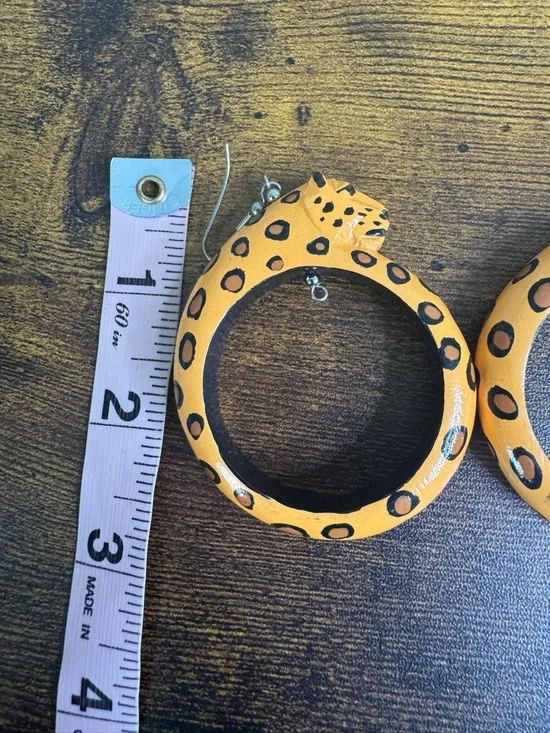 Cat & Leopard Funky Earring Bundle - Picture 10 of 11